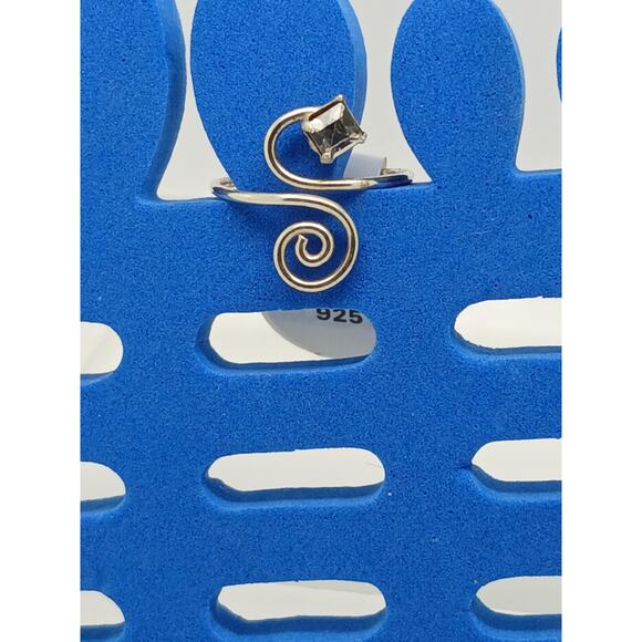 Sexy Clear Crystal Rhinestone Toe Ring Adjustable Size, Sterling Silver Gift box - Picture 7 of 8